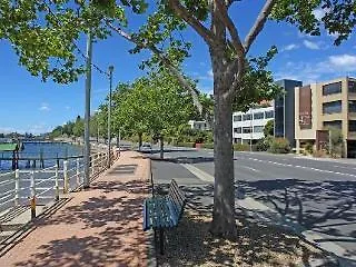 Motel 429 Hobart 4*,